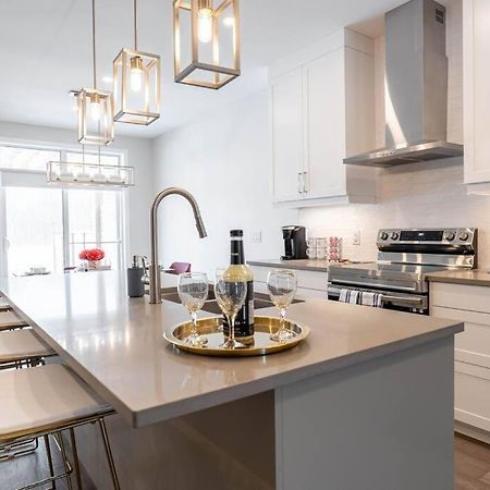 Luxury Niagara 3 Bdr Townhouse /Garage Διαμέρισμα Εξωτερικό φωτογραφία