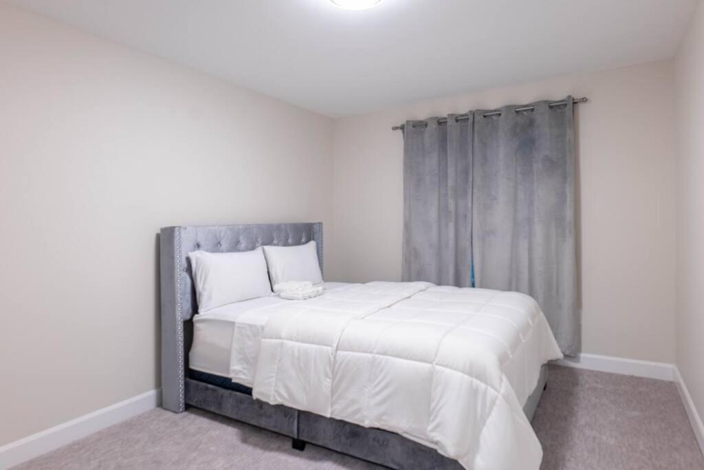 Luxury Niagara 3 Bdr Townhouse /Garage Διαμέρισμα Εξωτερικό φωτογραφία