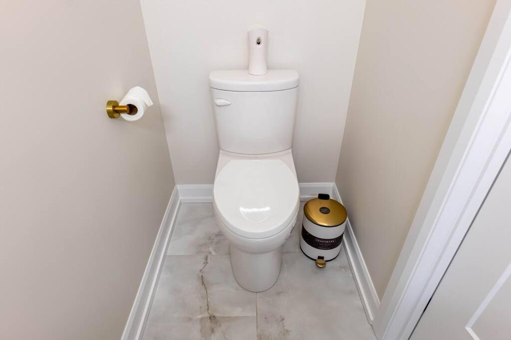 Luxury Niagara 3 Bdr Townhouse /Garage Διαμέρισμα Εξωτερικό φωτογραφία