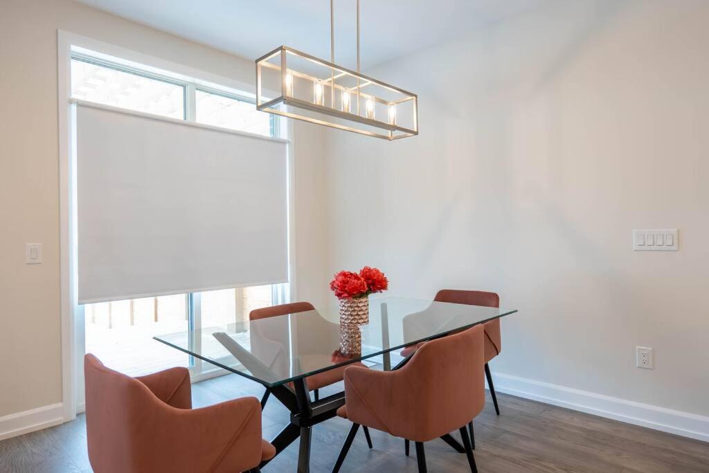 Luxury Niagara 3 Bdr Townhouse /Garage Διαμέρισμα Εξωτερικό φωτογραφία
